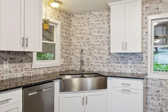 $435,000 | 218 9 1/4 Avenue, Clayton, WI 54004