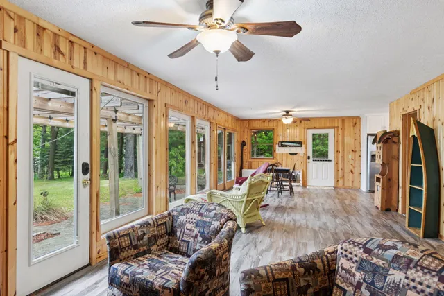 $435,000 | 218 9 1/4 Avenue, Clayton, WI 54004