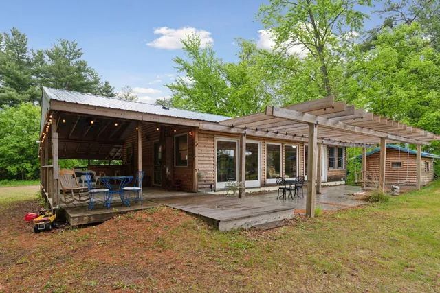 $435,000 | 218 9 1/4 Avenue, Clayton, WI 54004