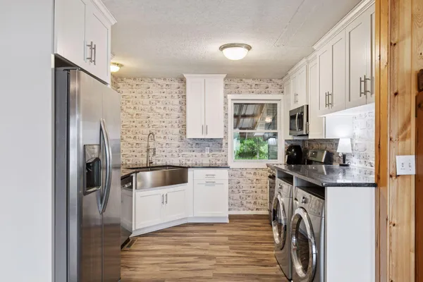 $419,000 | 218 9 1/4 Avenue, Clayton, WI 54004