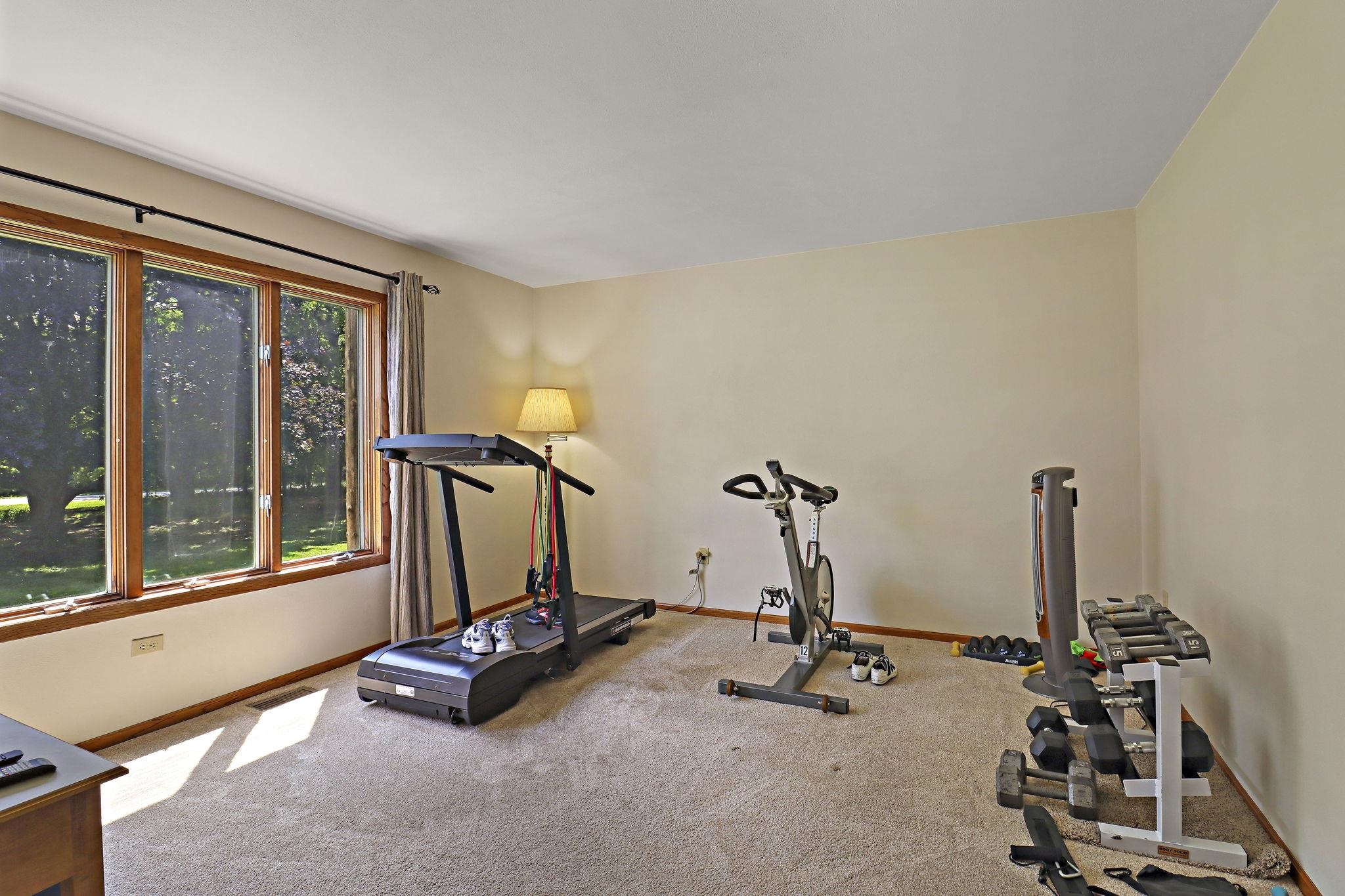 15314 Ives Grove Road Yorkville, WI 53182 - Photo 16 of 36