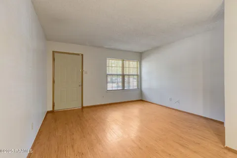 $75,000 | 300 Lozes Avenue, Unit 901, Lafayette, LA 70508