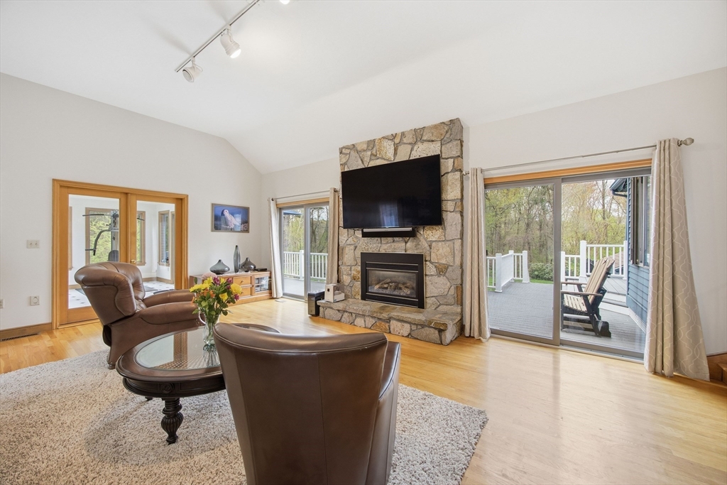 5 Powers Road Andover, MA 01810 - Photo 10 of 42