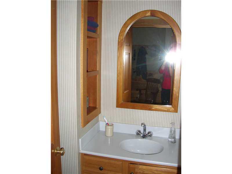 187 Hanson Ridge Road Springvale, ME 04083 - Photo 23 of 34 Bathroom.
