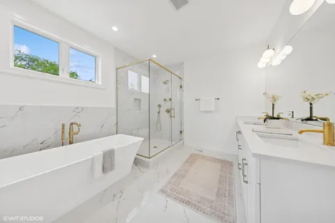 $995,000 | 3319 South Prairie Avenue, Chicago, IL 60616