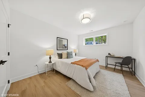 $995,000 | 3319 South Prairie Avenue, Chicago, IL 60616