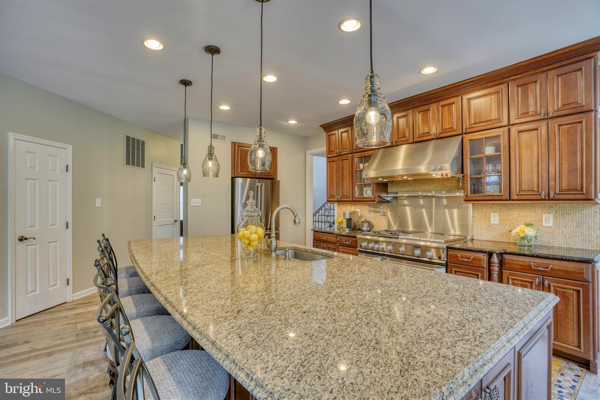 5965 Sandy Ridge Elkridge, MD 21075 - Photo 24 of 133