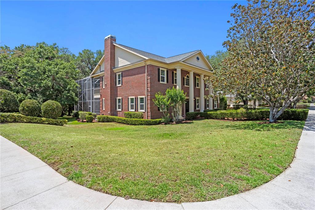 5017 Muir Way Lithia, FL 33547 - Photo 2 of 58 Gallery Image 2