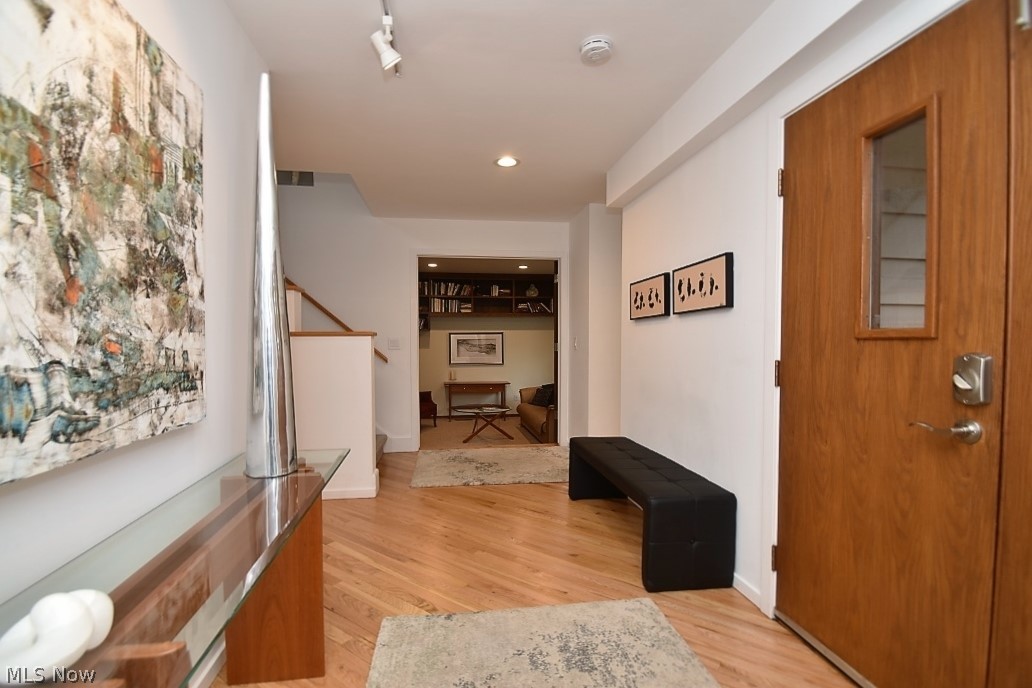 12632 Cedar Road Cleveland Heights, OH 44106 - Photo 2 of 29