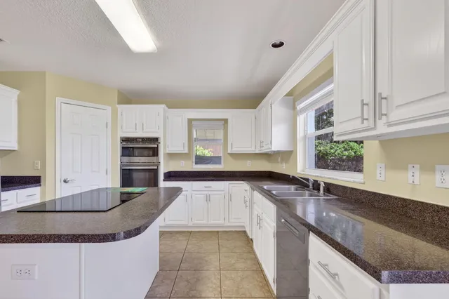 $775,000 | 8888 Highway 441, Okeechobee, FL 34974