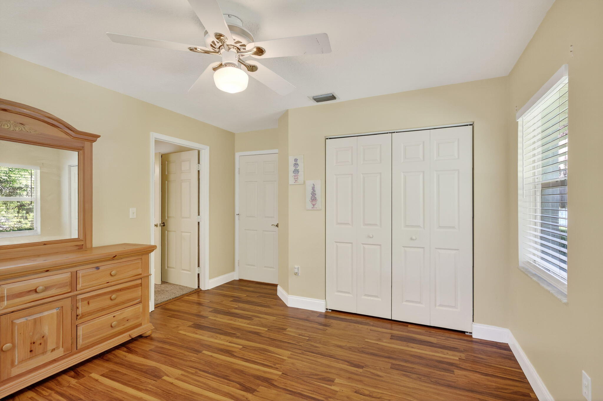 8888 Highway 441 Okeechobee, FL 34974 - Photo 35 of 61 Guest Room 2