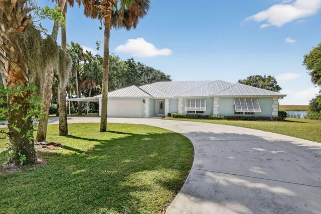 $775,000 | 8888 Highway 441, Okeechobee, FL 34974