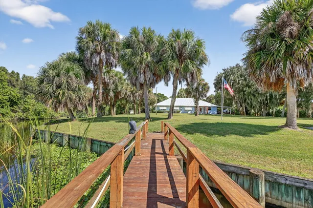 $775,000 | 8888 Highway 441, Okeechobee, FL 34974