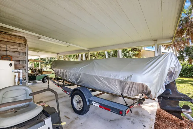 $775,000 | 8888 Highway 441, Okeechobee, FL 34974