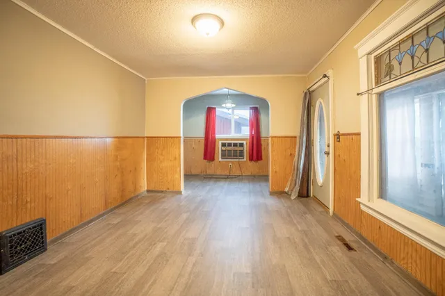 $129,900 | 8 Dayton Avenue Southeast, Wadena, MN 56482