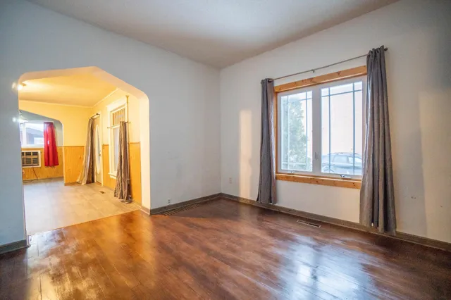 $129,900 | 8 Dayton Avenue Southeast, Wadena, MN 56482