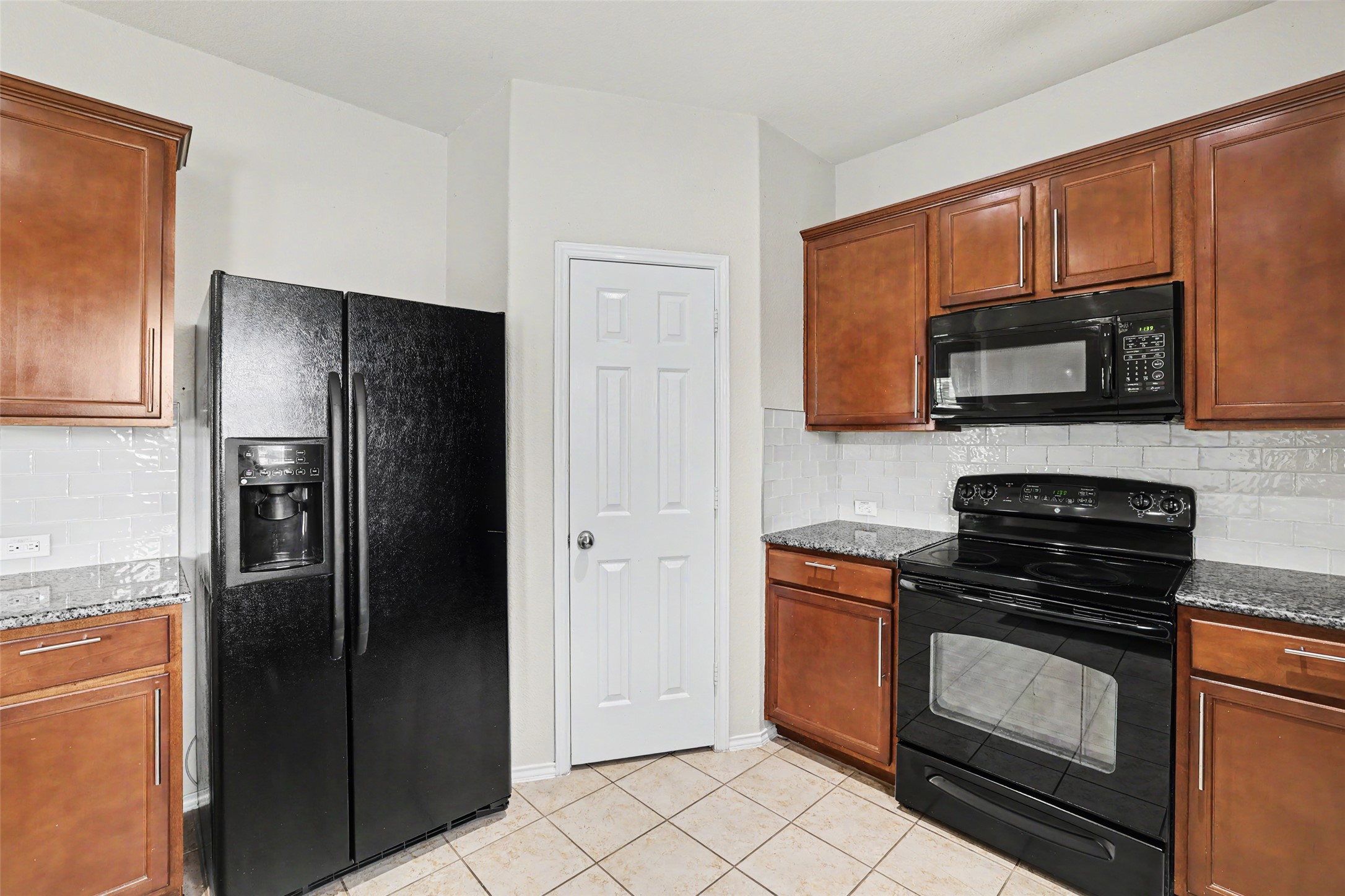 400 Falcon Lane Leander, TX 78641 - Photo 12 of 35