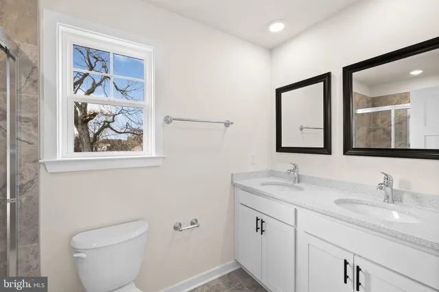 $439,900 | 165 Bend Farm Road, Fredericksburg, VA 22408