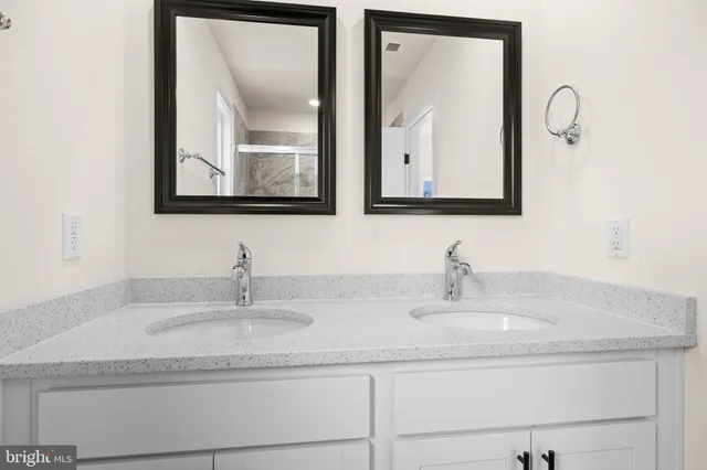 $439,900 | 165 Bend Farm Road, Fredericksburg, VA 22408