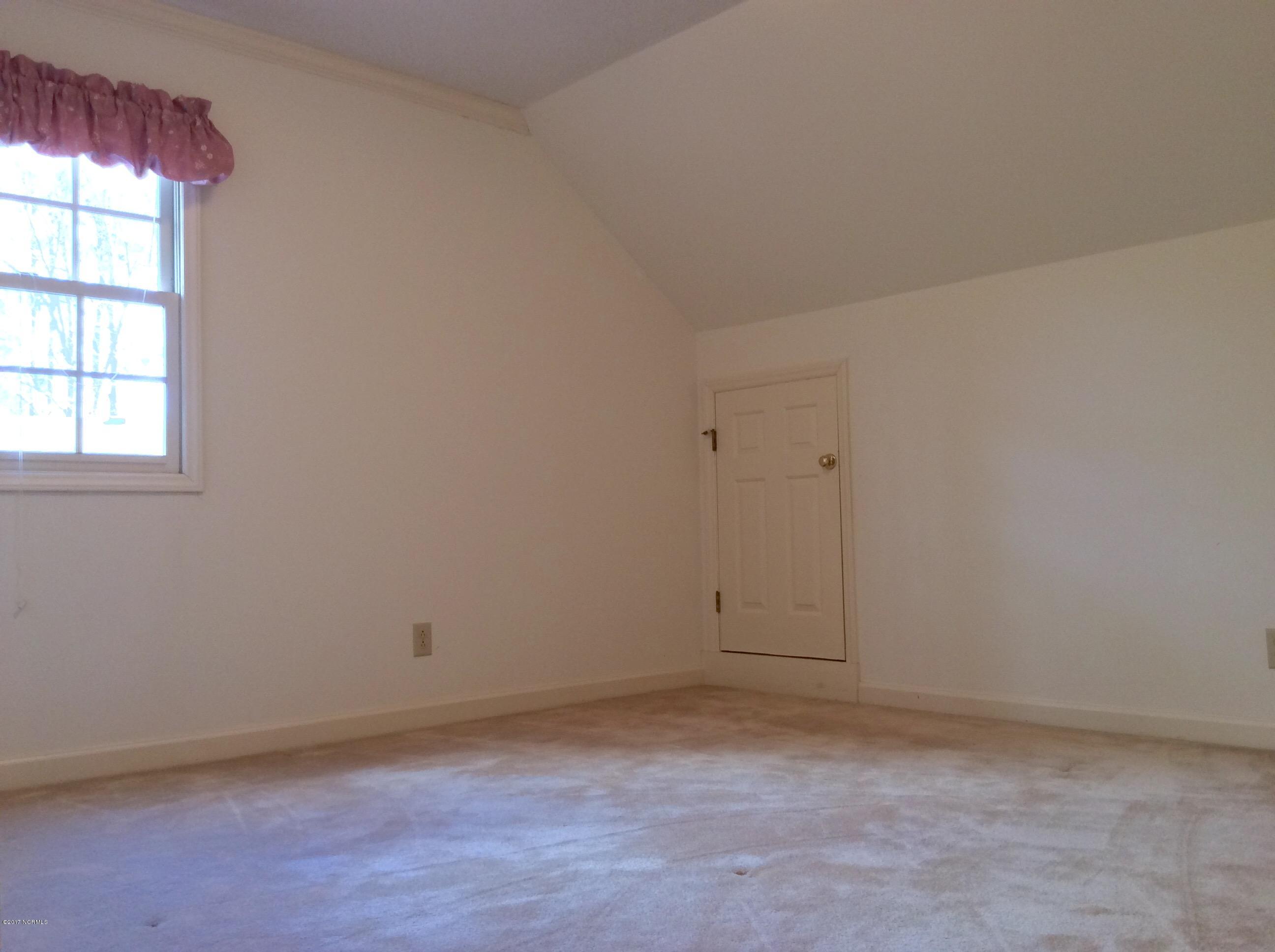 115 Patricia Road Washington, NC 27889 - Photo 38 of 47 bedroom 5