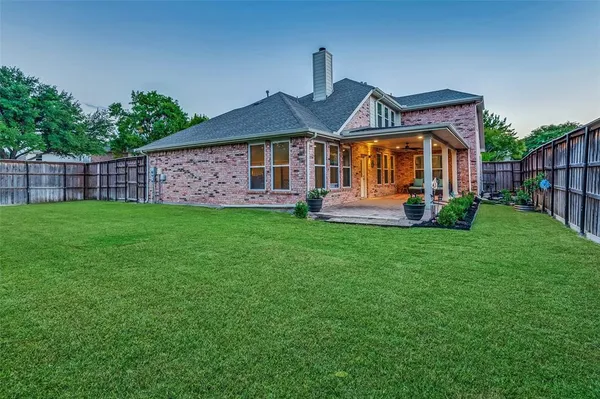 $550,000 | 413 Seleta Drive, Murphy, TX 75094