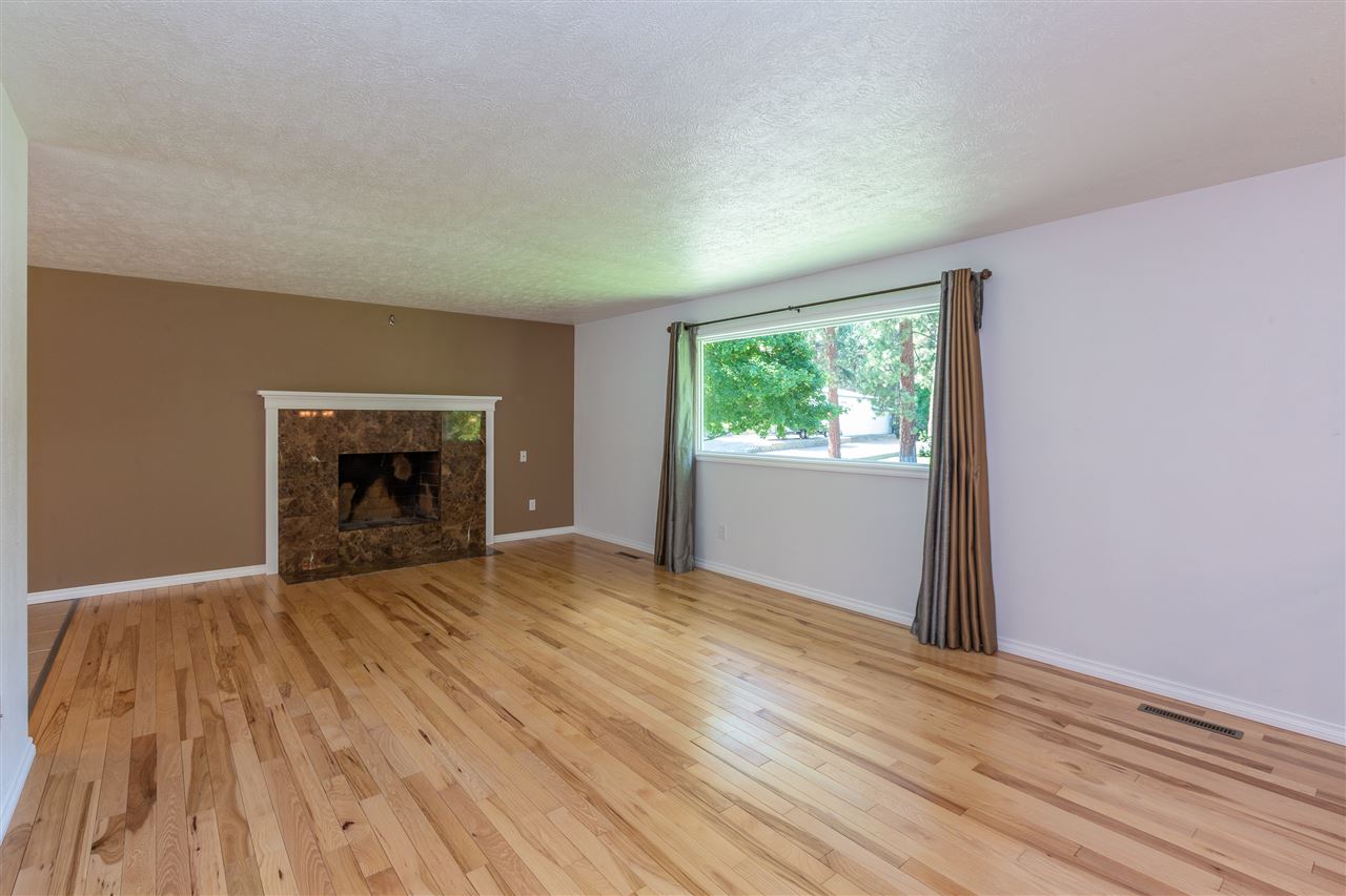4523 South Raymond Road Spokane Valley, WA 99206 - Photo 3 of 20 Gallery Image 3