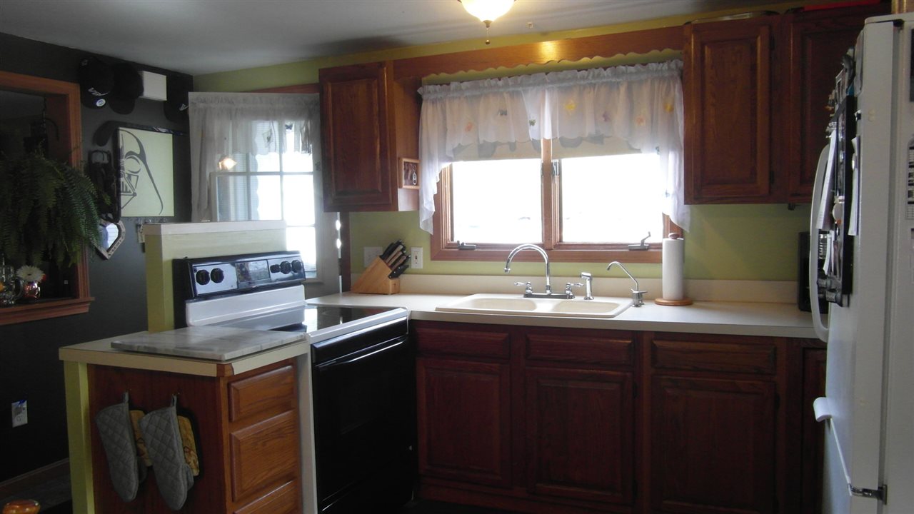 80 Nashua Road Pelham, NH 03076 - Photo 23 of 28 Gallery Image 23