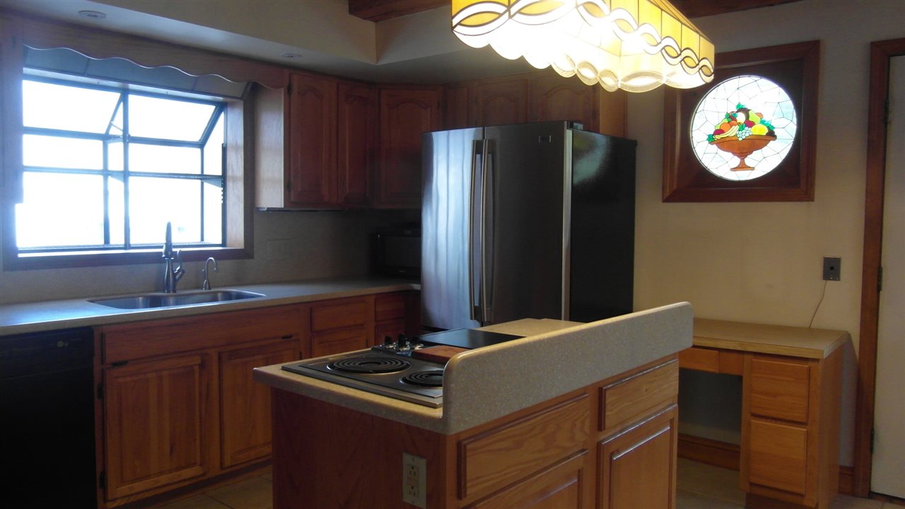 80 Nashua Road Pelham, NH 03076 - Photo 8 of 28 Gallery Image 8