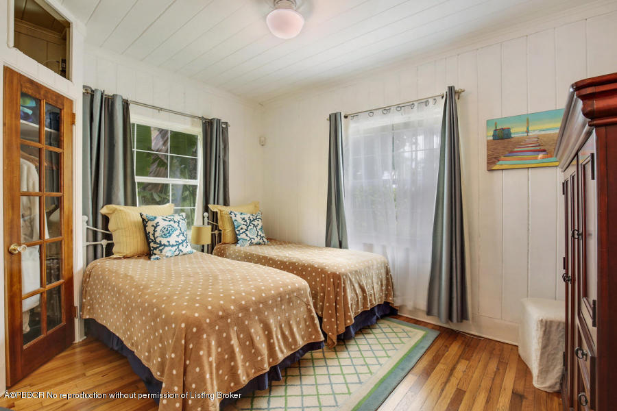 703 Sunset Road West Palm Beach, FL 33401 - Photo 7 of 20 Flamingo 2nd Bedroom