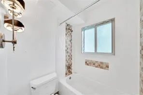 $1,700 | 7897 Golf Cir Drive, Unit 112, Margate, FL 33063