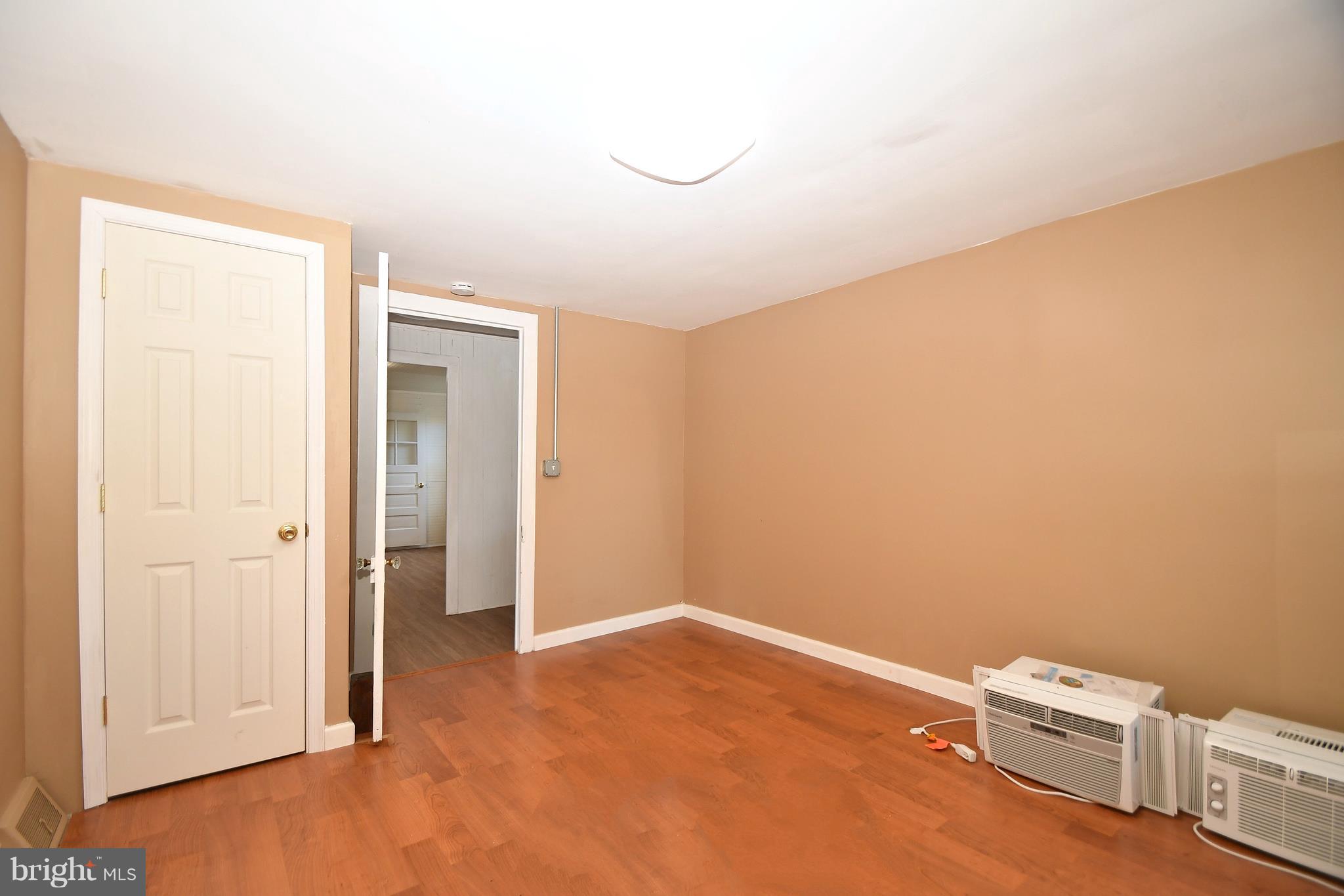 2412 Golupski Road Baltimore, MD 21221 - Photo 11 of 24