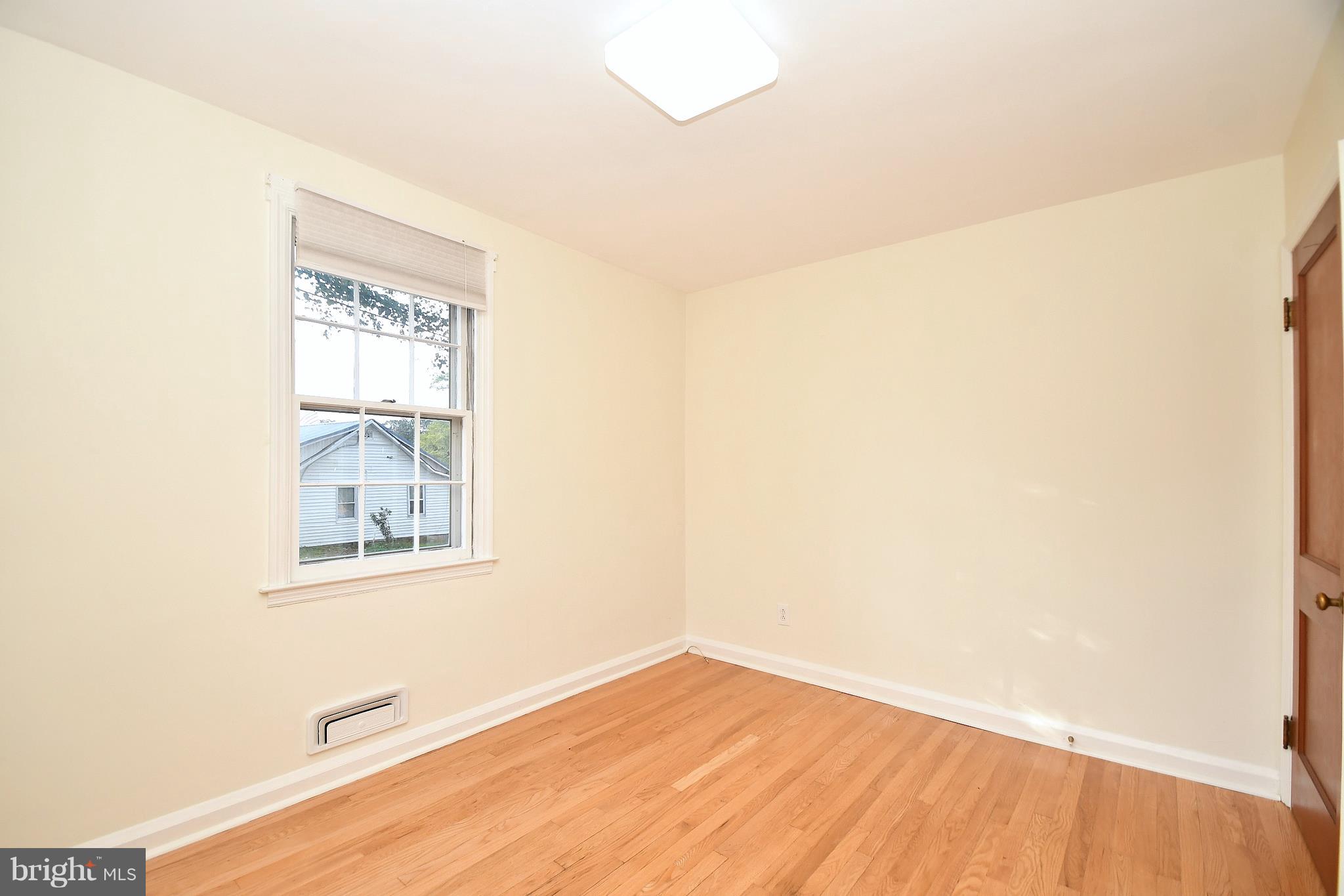 2412 Golupski Road Baltimore, MD 21221 - Photo 13 of 24