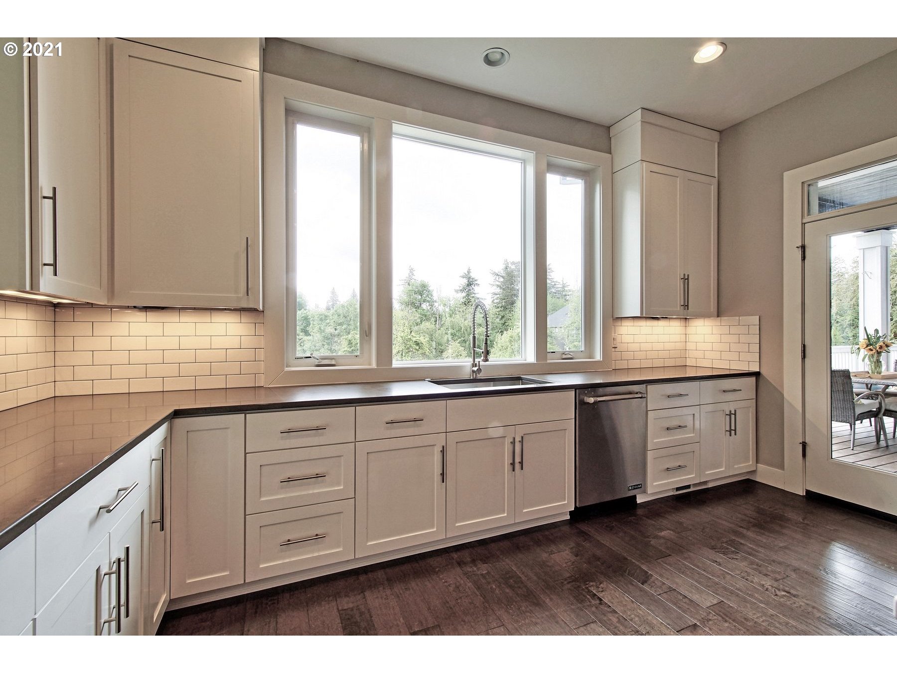 11340 Northwest McDaniel Road Portland, OR 97229 - Photo 9 of 28 Gallery Image 9
