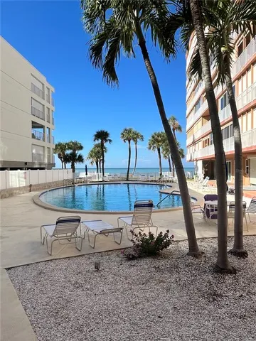 $1,700 | 16400 Gulf Boulevard, Unit 307, North Redington Beach, FL 33708
