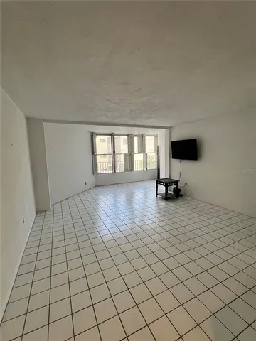 $1,700 | 16400 Gulf Boulevard, Unit 307, North Redington Beach, FL 33708