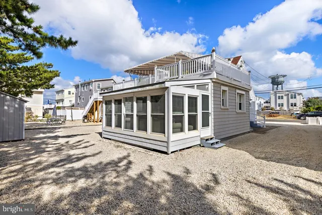 $629,000 | 20 West Washington Avenue, Unit 2, Long Beach Township, NJ 08008