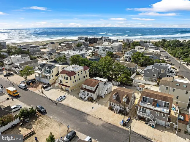 $629,000 | 20 West Washington Avenue, Unit 2, Long Beach Township, NJ 08008