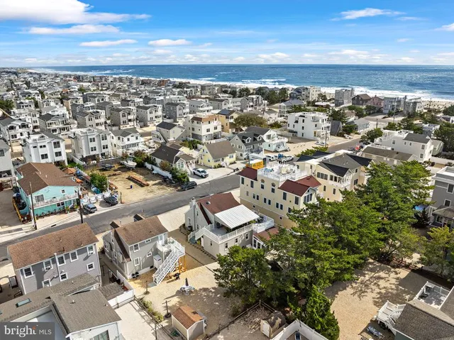 $629,000 | 20 West Washington Avenue, Unit 2, Long Beach Township, NJ 08008