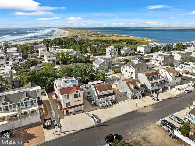 $629,000 | 20 West Washington Avenue, Unit 2, Long Beach Township, NJ 08008