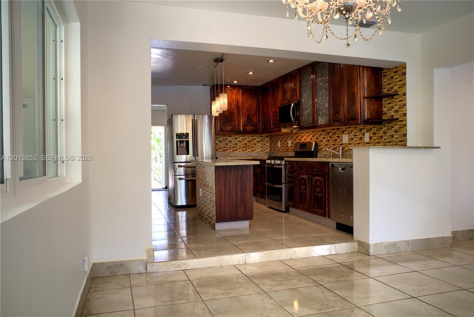 301 Southwest 5th Street Hallandale Beach, FL 33009 - Photo 13 of 45
