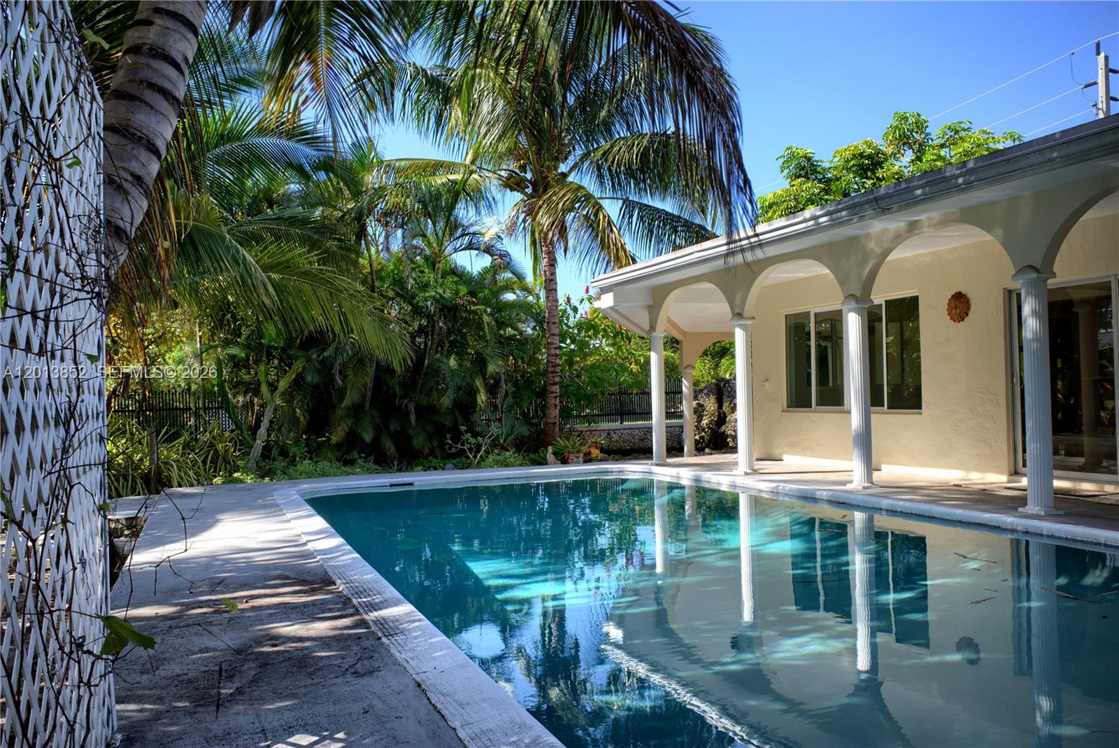 301 Southwest 5th Street Hallandale Beach, FL 33009 - Photo 22 of 45