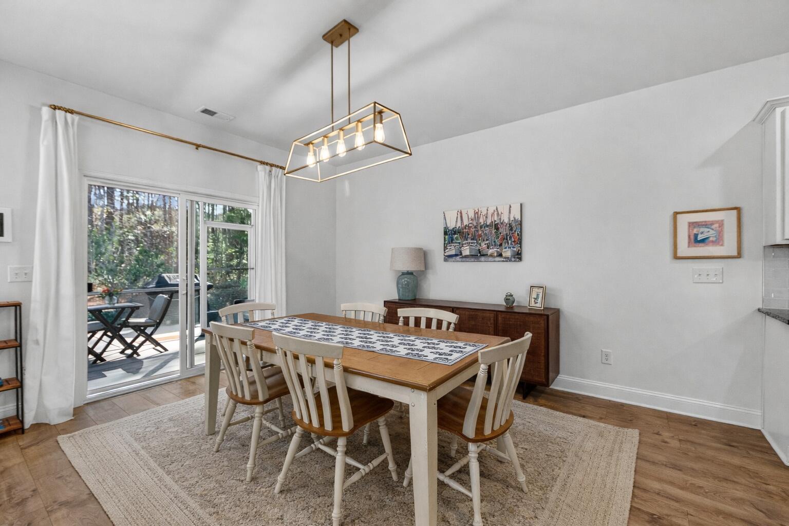 2568 KINGSFIELD Street Mount Pleasant, SC 29466 - Photo 13 of 34 DR2rug