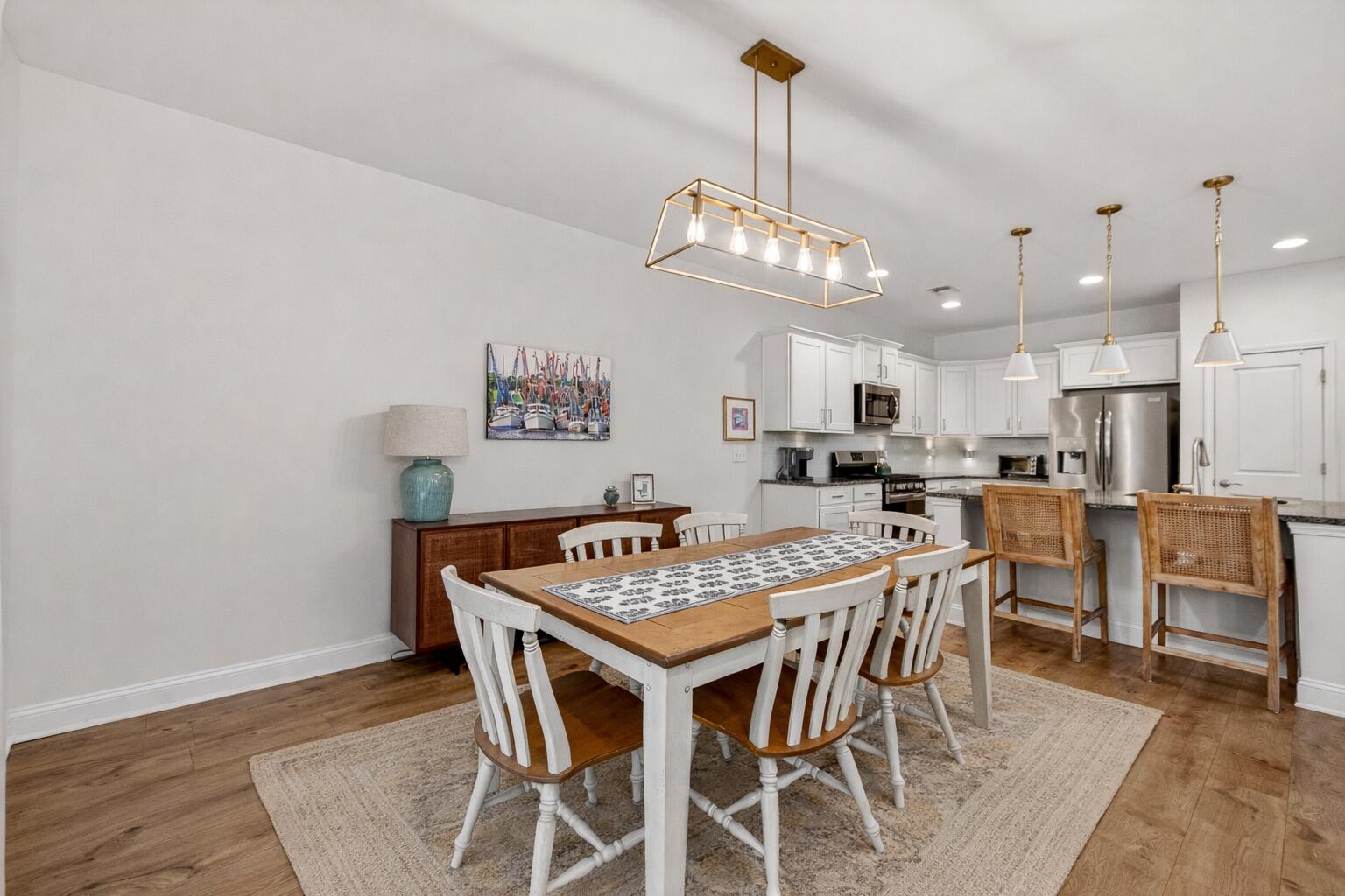 2568 KINGSFIELD Street Mount Pleasant, SC 29466 - Photo 14 of 34 kitchenanddining