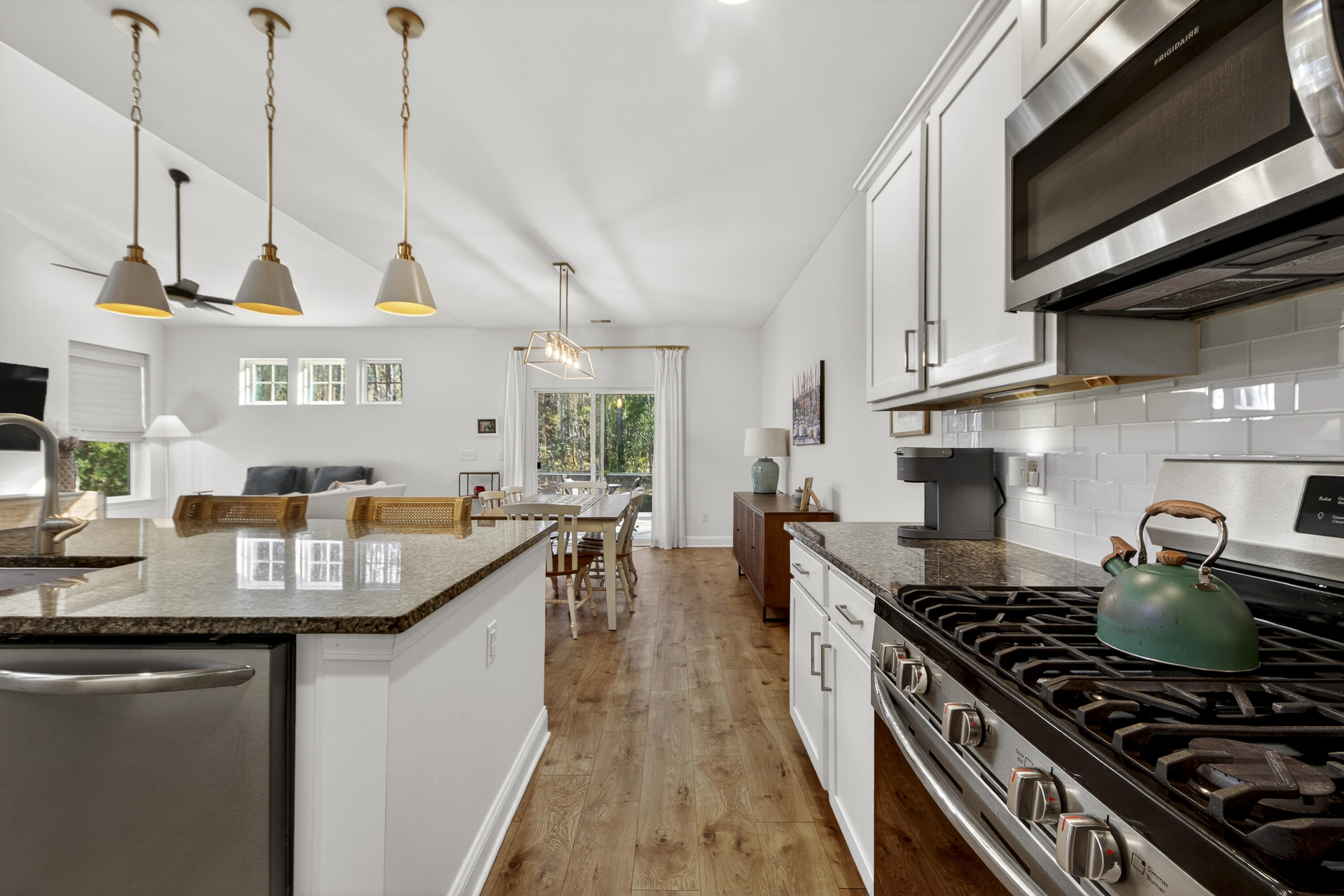 2568 KINGSFIELD Street Mount Pleasant, SC 29466 - Photo 18 of 34 _01A9516