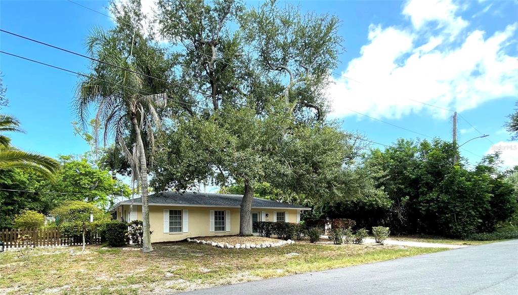 3130 Ocala Road Venice, FL 34293 - Photo 1 of 42
