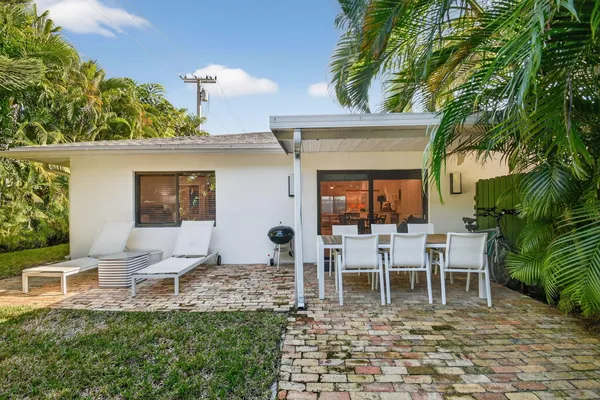 $5,700 | 2904 Spanish Trail, Delray Beach, FL 33483