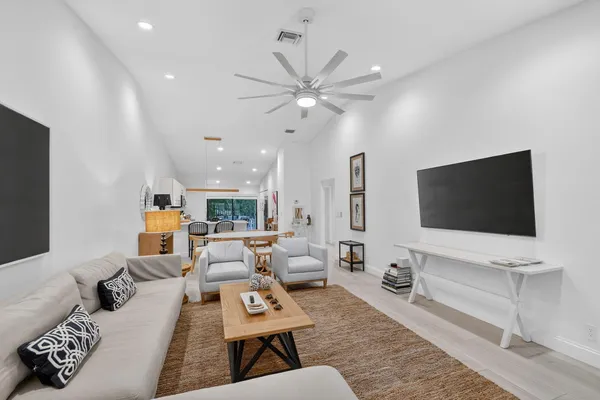 $5,700 | 2904 Spanish Trail, Delray Beach, FL 33483