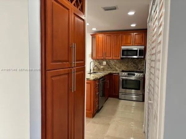 $3,000 | 9662 Southwest 148th Avenue, Unit 9662, Miami, FL 33196