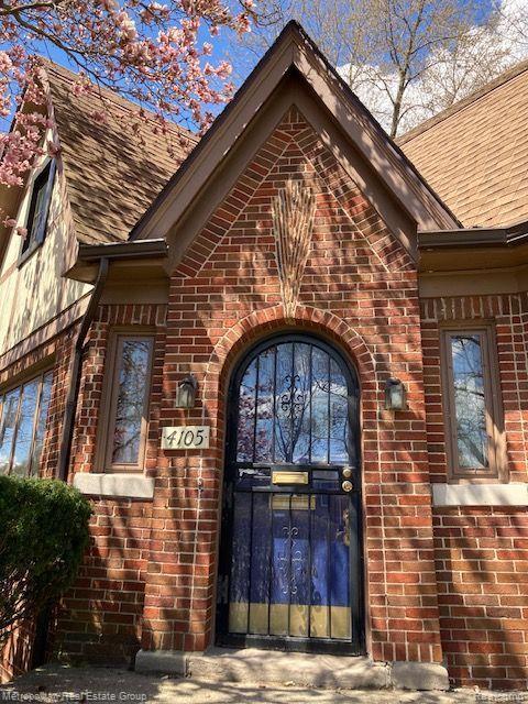4105 Audubon Road Detroit, MI 48224 - Photo 3 of 45