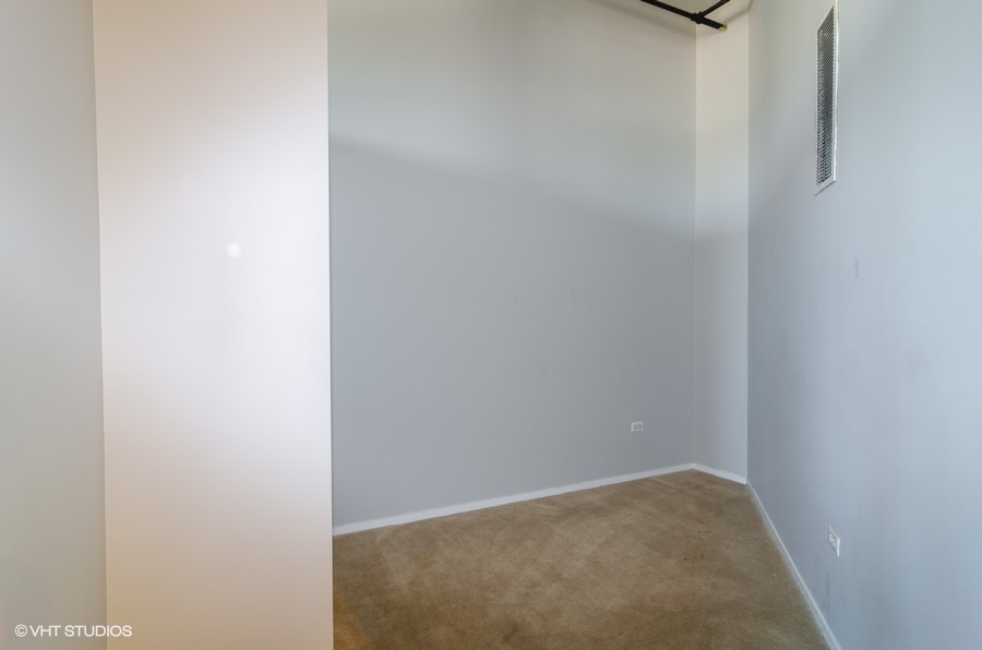 6 South Laflin Street, Unit 305S Chicago, IL 60607 - Photo 8 of 10